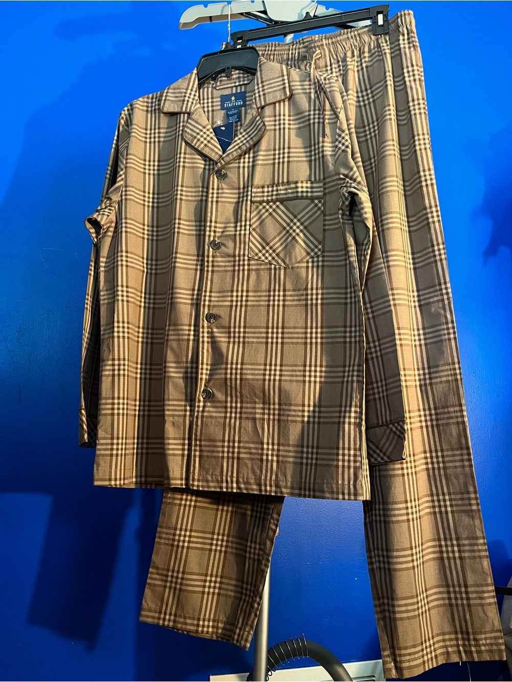 Stafford Brown Plaid Men’s Button-Front Pajama Top